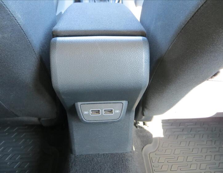 Volkswagen Polo 25