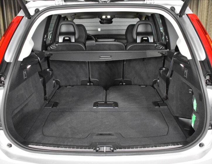 Volvo XC90 11