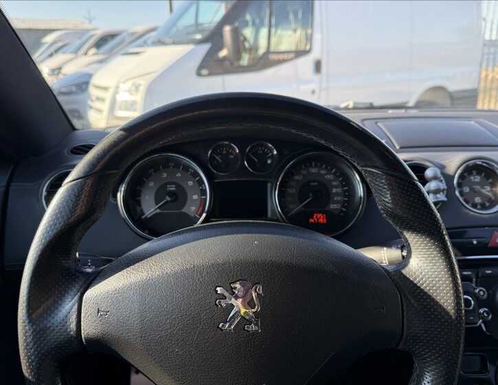 Peugeot RCZ 12