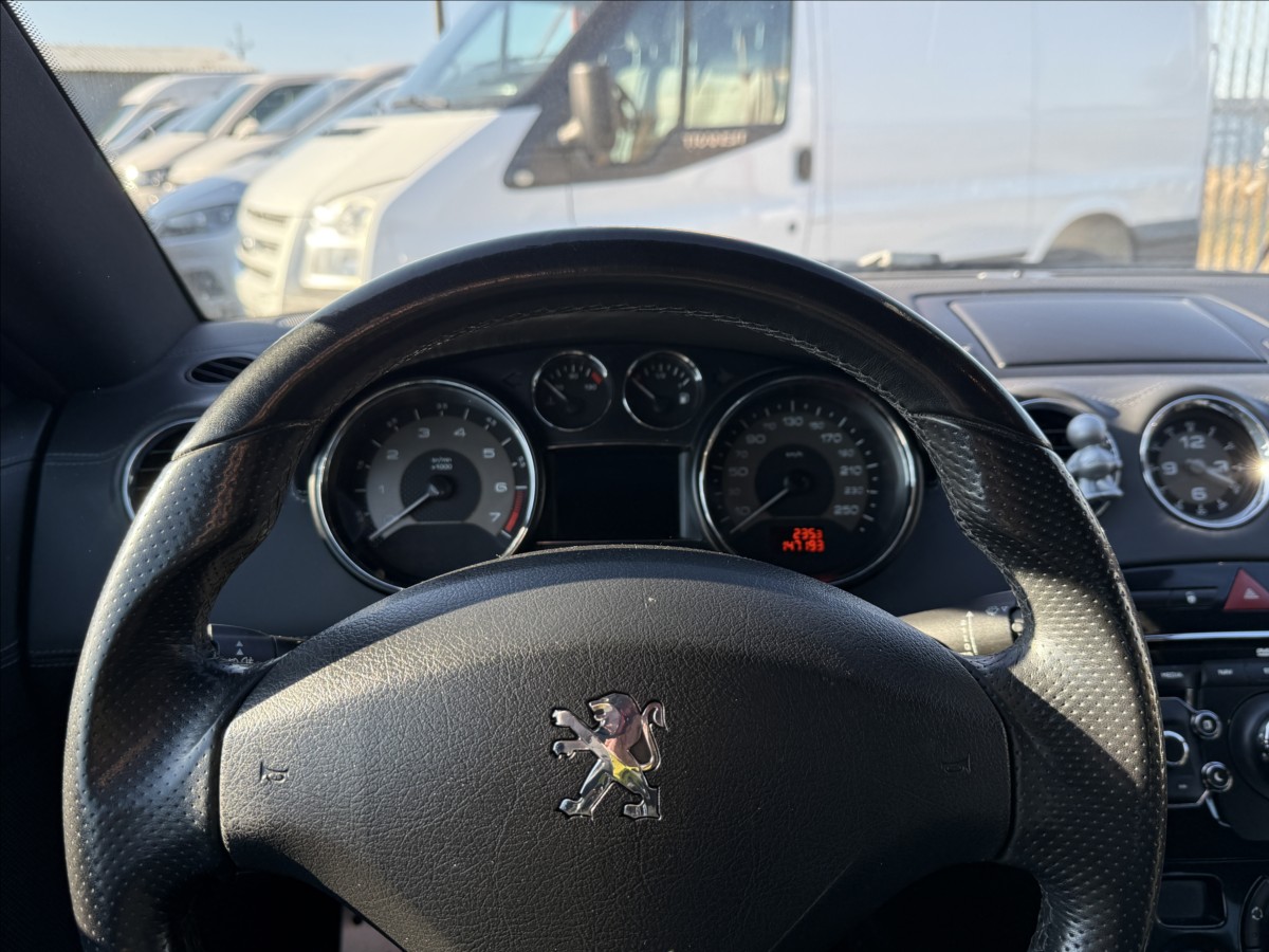 Peugeot RCZ