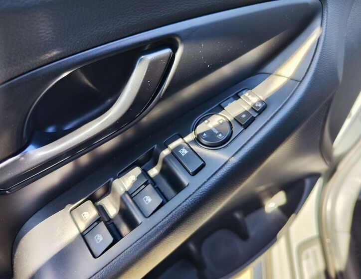 Hyundai i30 32