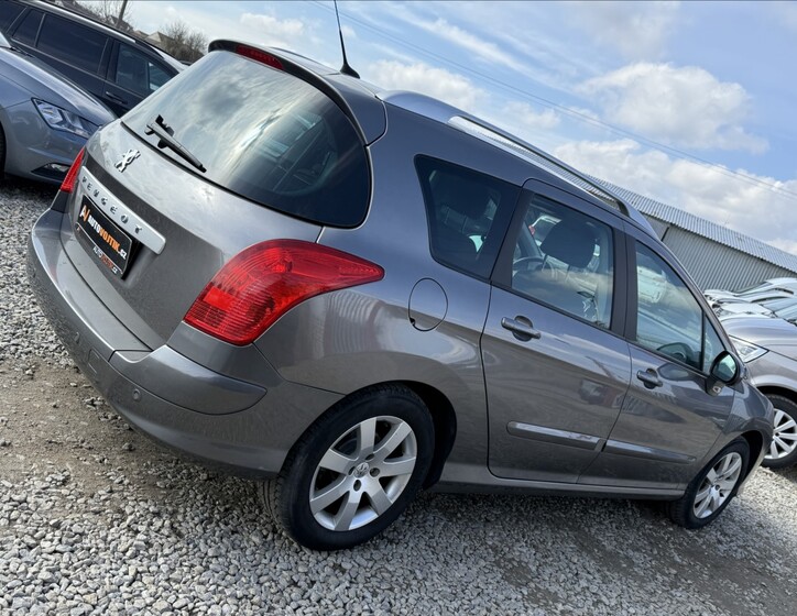 Peugeot 308 5