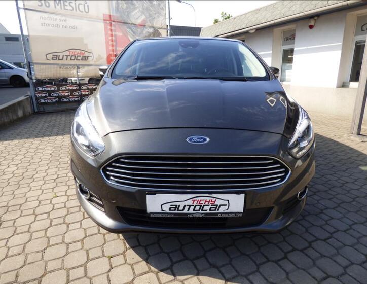 Ford S-MAX 8