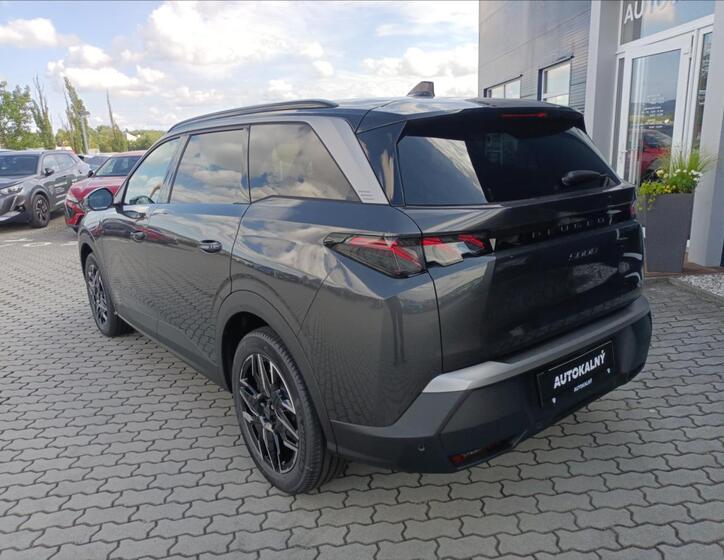 Peugeot 5008 10