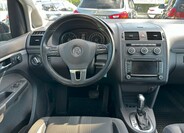 Volkswagen Touran 17
