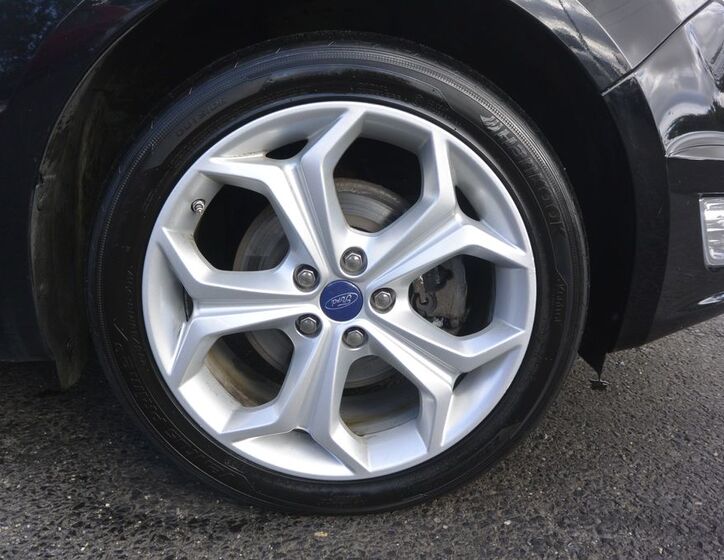 Ford Galaxy 43
