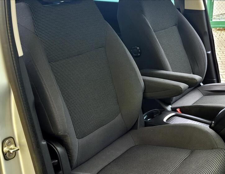 Peugeot 5008 27