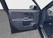 Mercedes-Benz GLB 8