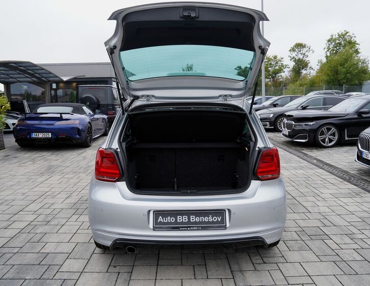 Volkswagen Polo 11