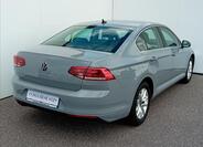 Volkswagen Passat 2