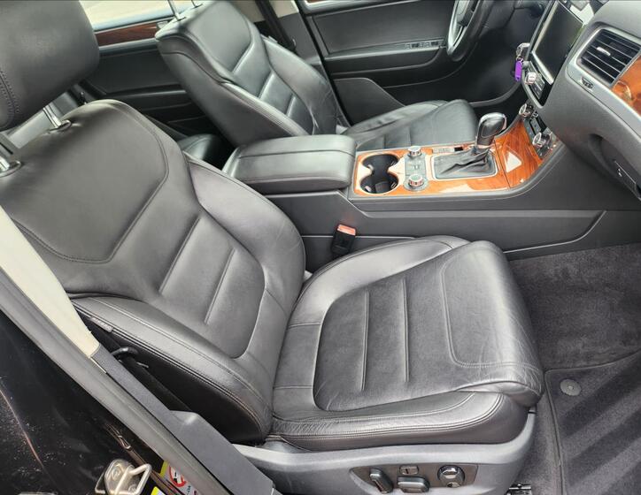 Volkswagen Touareg 21