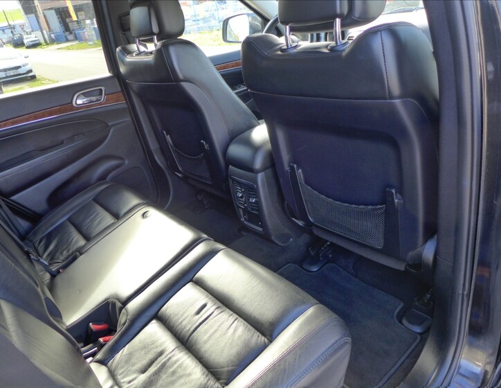 Jeep Grand Cherokee 37