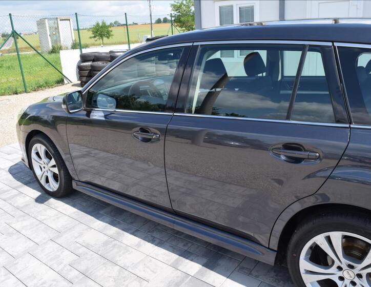 Subaru Legacy 9