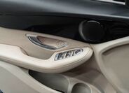 Mercedes-Benz GLC 12