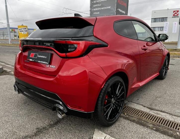 Toyota GR Yaris 4
