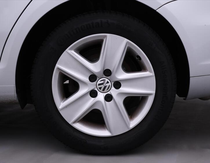 Volkswagen Golf 29