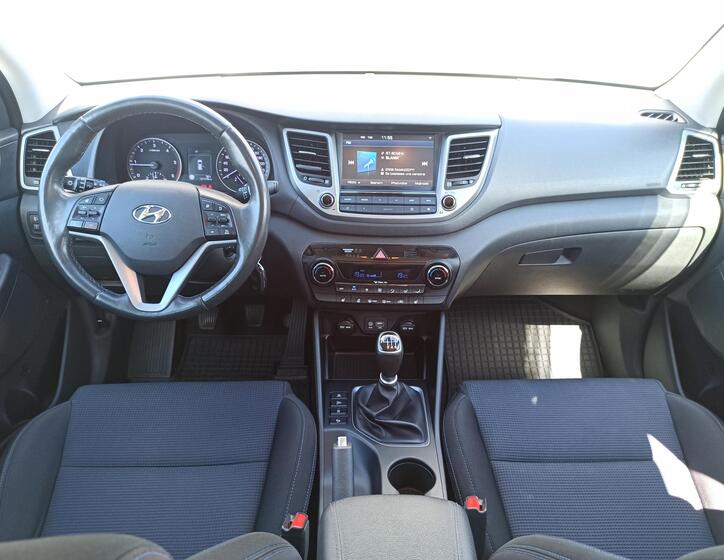 Hyundai Tucson 16