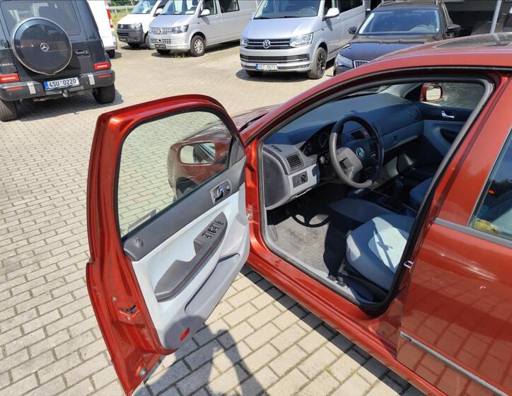 Škoda Fabia 9