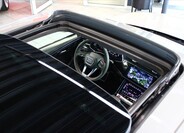 Audi SQ8 9