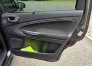 Ford Galaxy 24