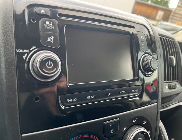 Peugeot Boxer 25