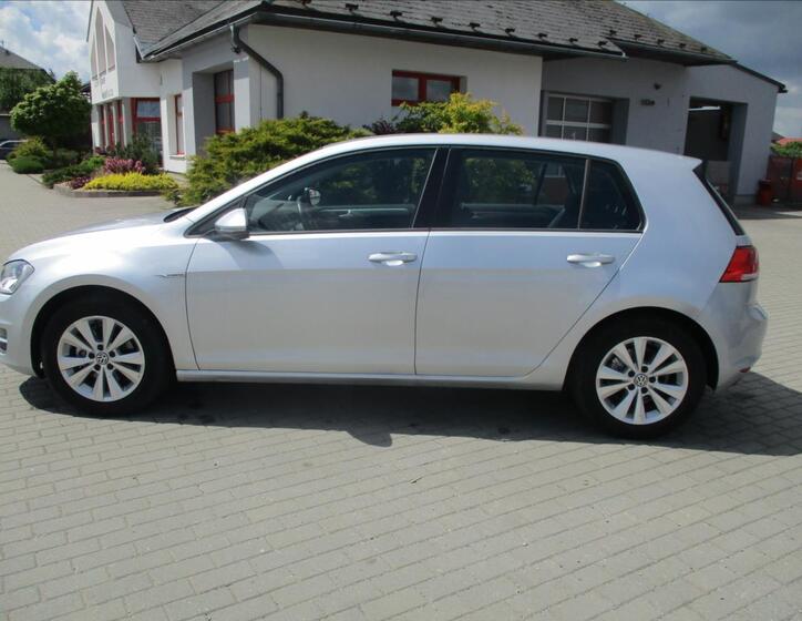 Volkswagen Golf 2