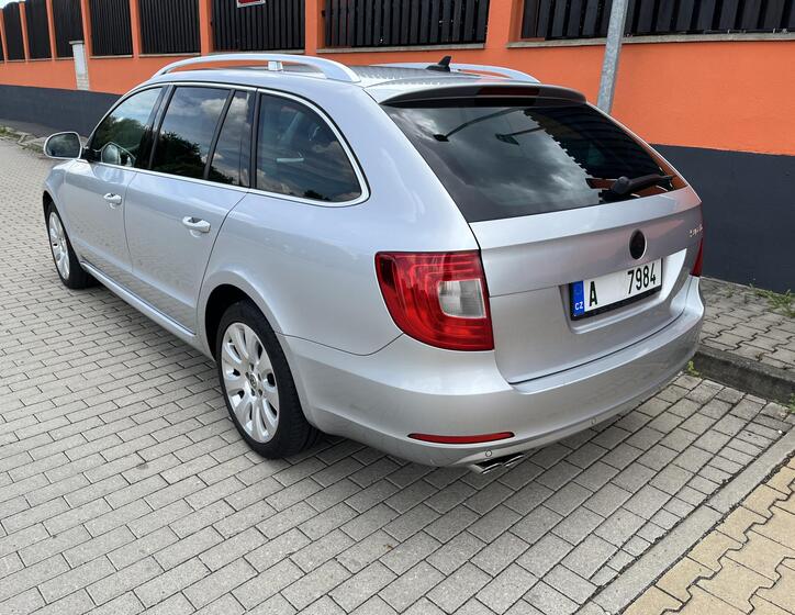 Škoda Superb 7