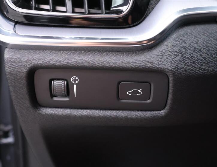 Volvo V60 16