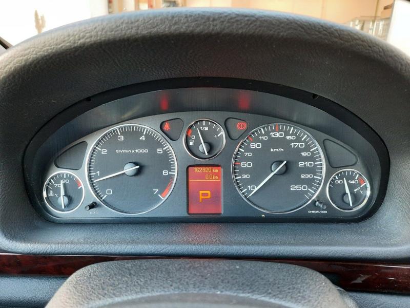 Peugeot 407