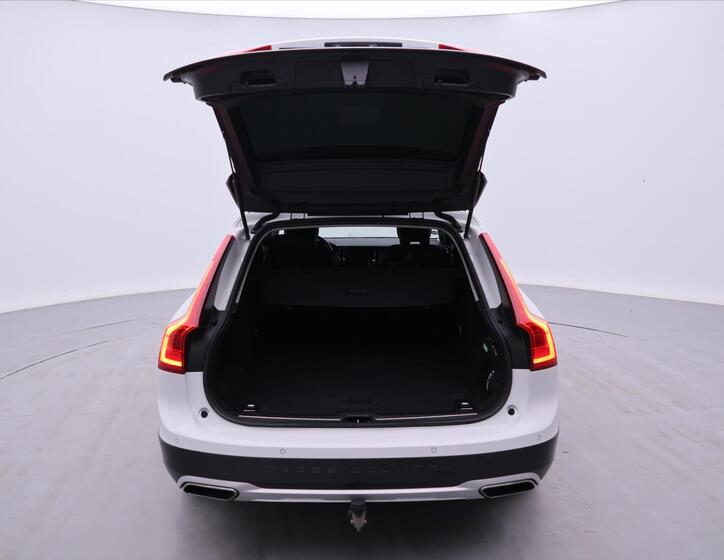 Volvo V90 9
