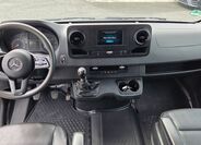 Mercedes-Benz Sprinter 10