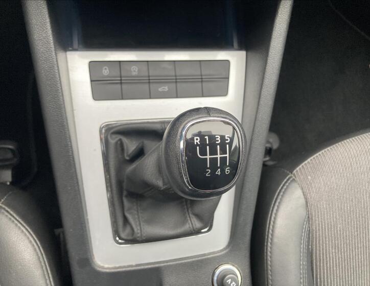 Škoda Octavia 14