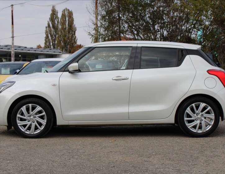 Suzuki Swift 8