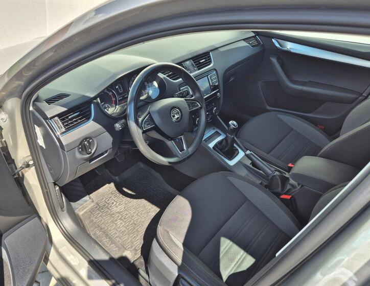 Škoda Octavia 11