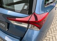 Toyota Auris 11