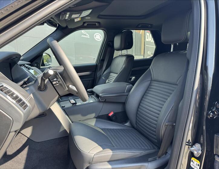 Land Rover Discovery 11