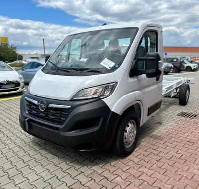 Opel Movano 1