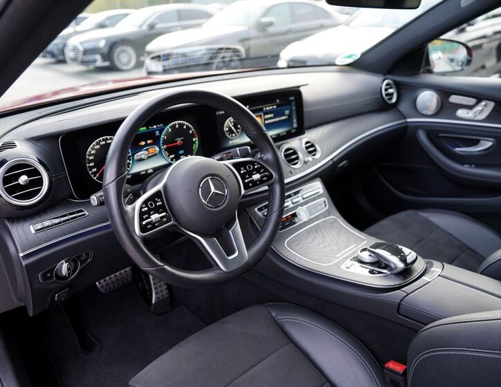 Mercedes-Benz Třídy E 26