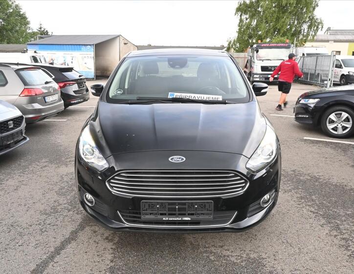 Ford S-MAX 1