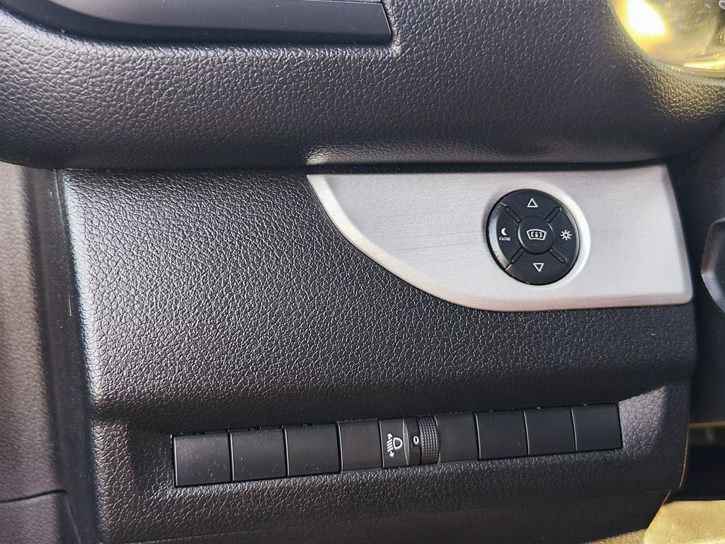 Peugeot Traveller