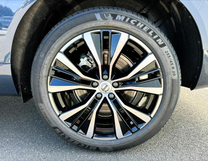Volvo XC60 22