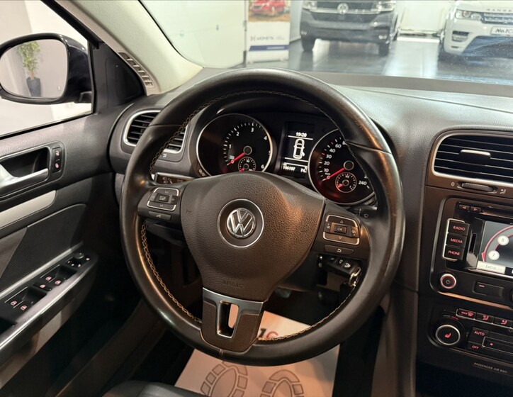 Volkswagen Golf 19