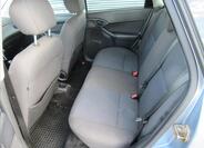 Ford Focus 10