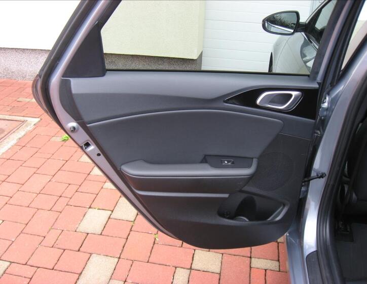 KIA Ceed 15