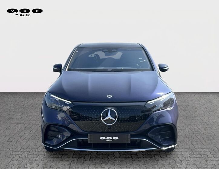 Mercedes-Benz EQE 8
