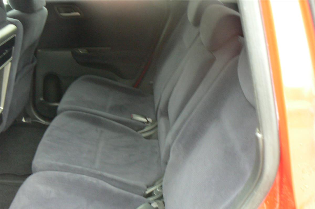 Honda FR-V