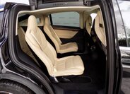 Tesla Model X 24