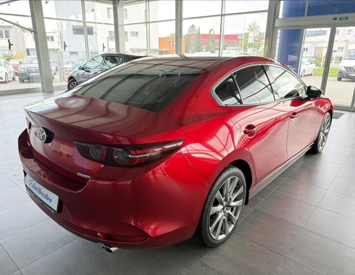 Mazda 3 6