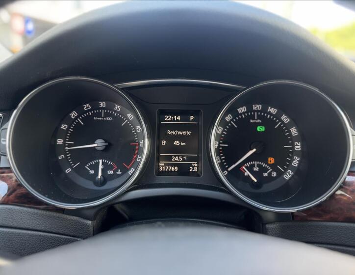 Škoda Superb 10