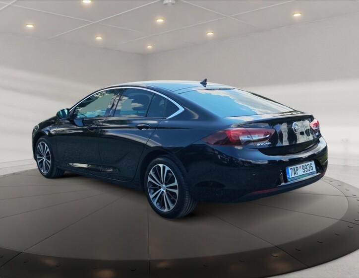 Opel Insignia 5